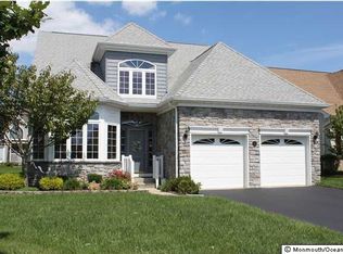 8 Weymouth Ct, Barnegat, NJ 08005