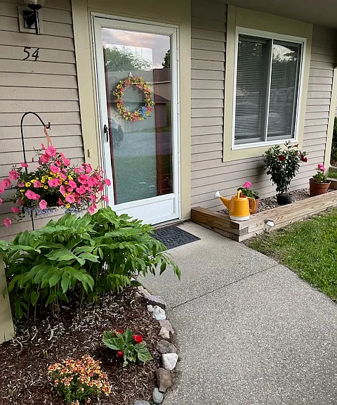 54 Overlook Dr — Photo 2