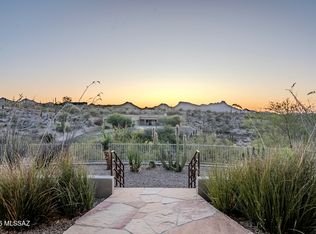 5875 N Abington Rd, Tucson, AZ 85743