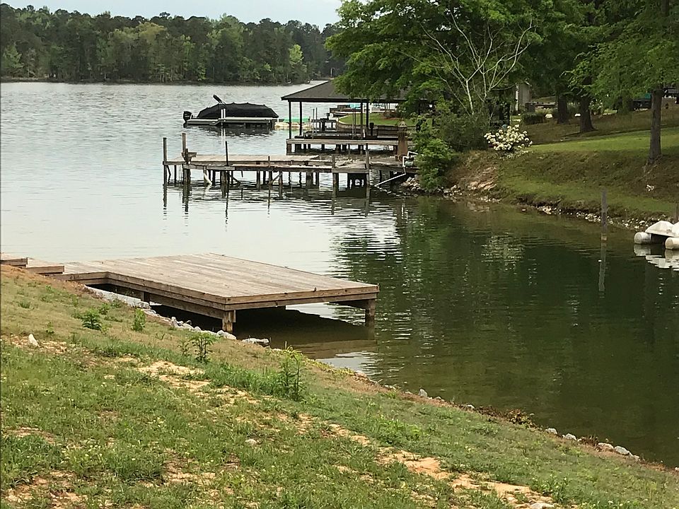 Beautiful lake lot
