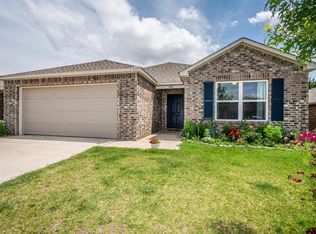 1332 Dustin Dr, Edmond, OK 73003