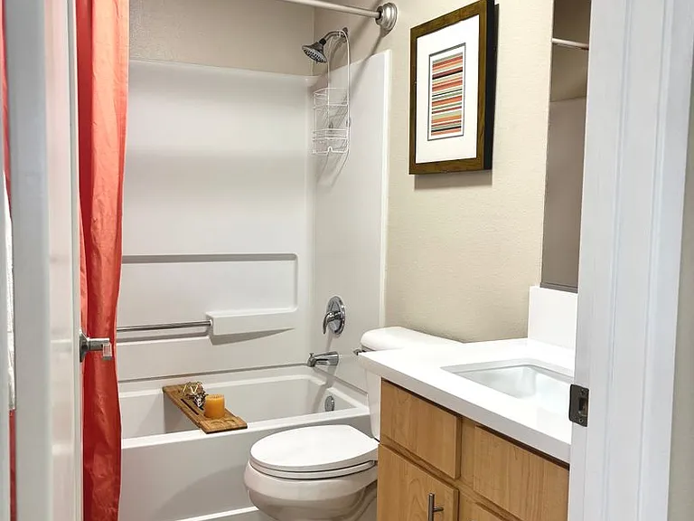 de Tolosa Ranch Apartments — Photo 86