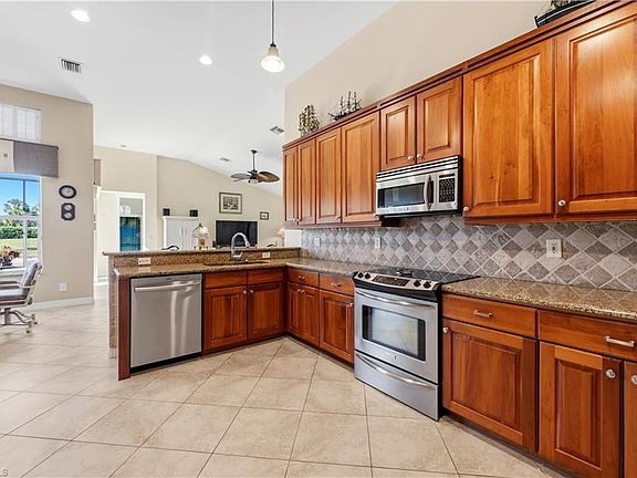 4th image of 1411 Princess Sabal PT