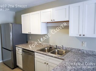 8407 7th St, Converse, TX 78109