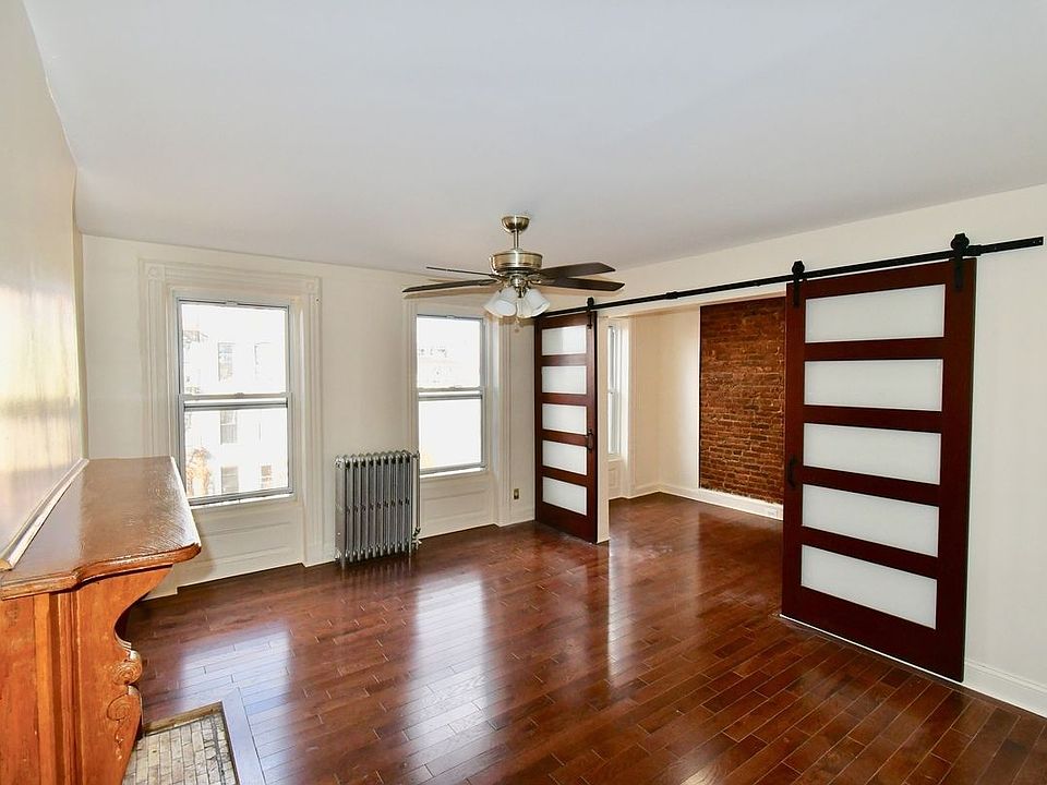 1st image of 1405 Dean St #3R