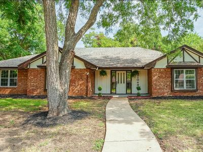 1049 Rosewood Dr, Desoto, TX, 75115