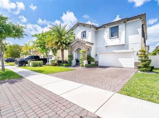 3521 W 92nd Pl, Hialeah, FL 33018