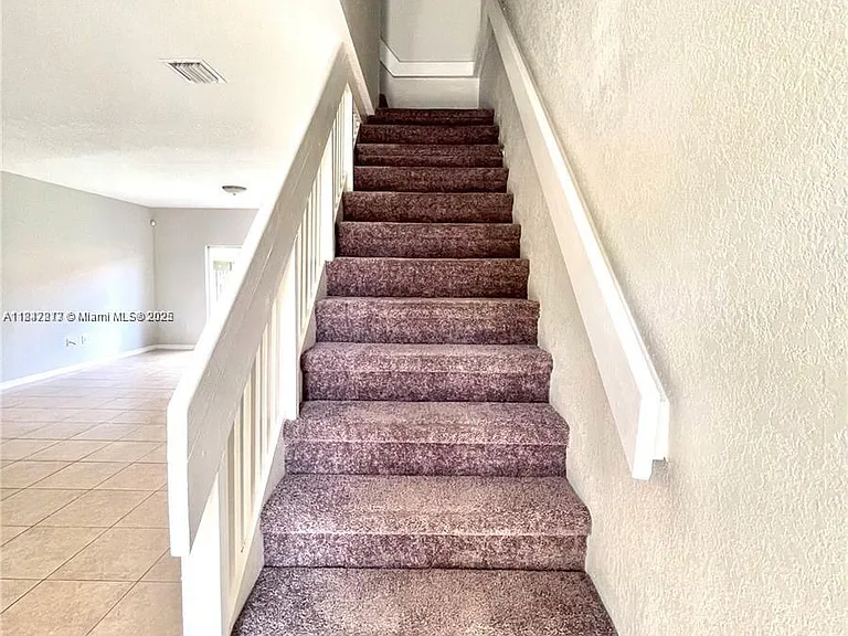 20439 NW 15th Ave — Photo 9