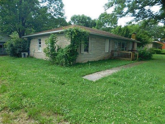 2nd image of 33 Deerland Dr