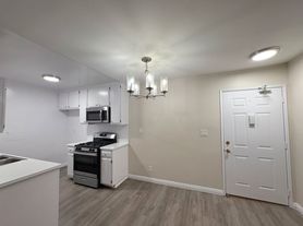 4621-4629 Vista Del Monte Ave.