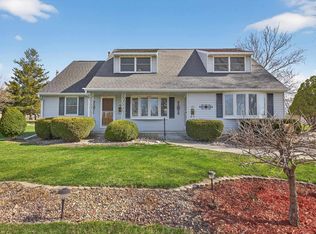 125-127 Wallace Pl, Waterloo, IA 50702