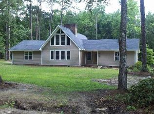 113 Mary Rd, Cheraw, SC 29520