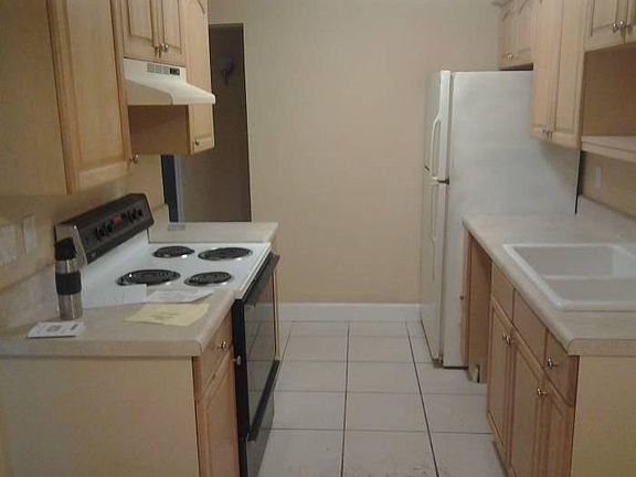 2nd image of 1034 25th St