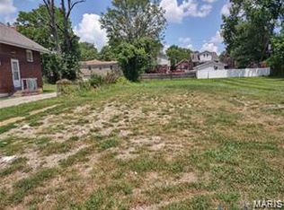 8227 Page Ave, Saint Louis, MO 63130