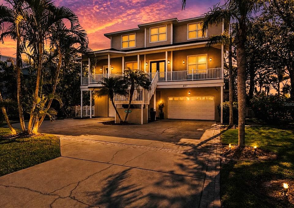 1st image of 897 Point Seaside Dr