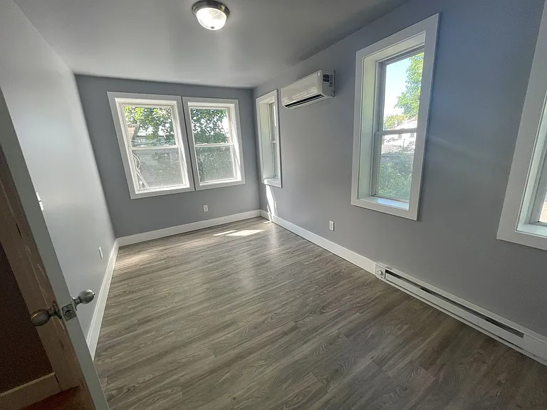 153 Western Ave — Photo 11