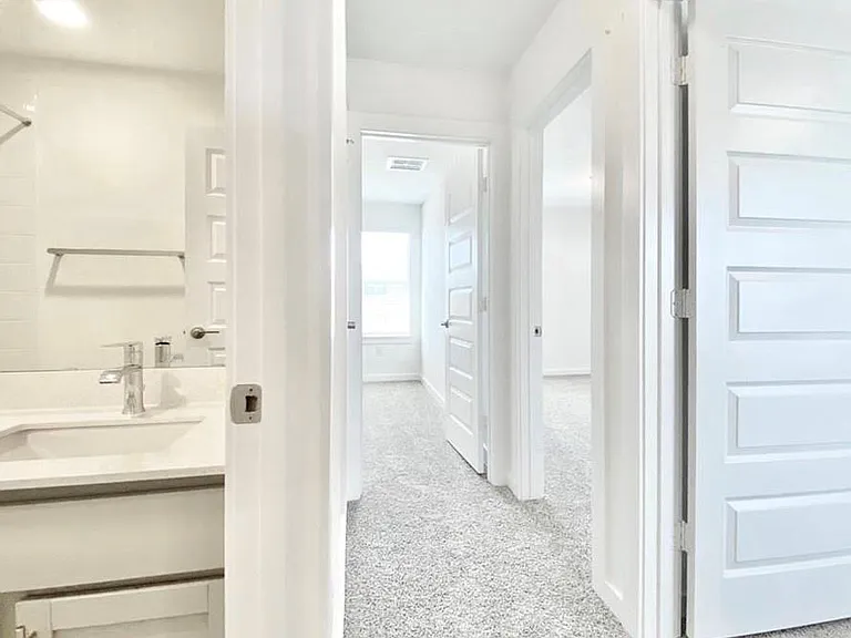 7925 Linnie Ln — Photo 22