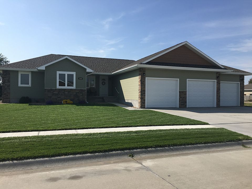 1st image of 3959 Norseman Ave