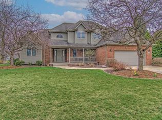 1126 Cornwallis Ln, Munster, IN 46321