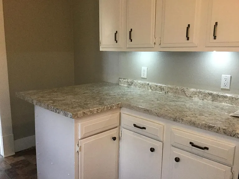 419 Pleasant St SE #2 — Photo 11