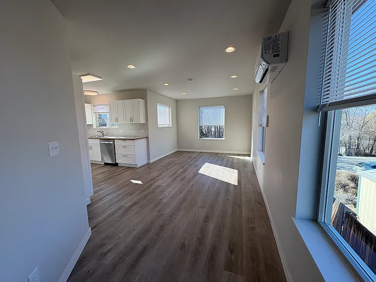 2210 N Arden Ct #B — Photo 22