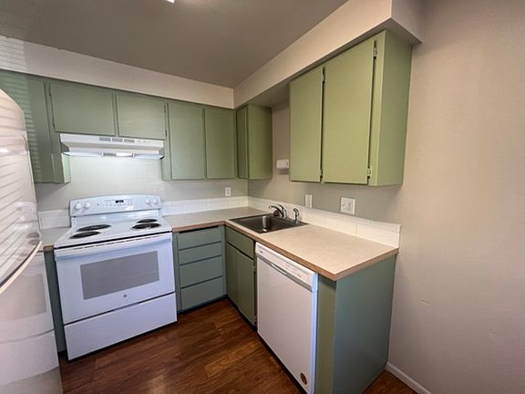 3rd image of 723 W York Ave #3