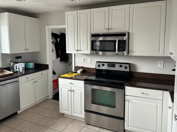 59 Sunset Road # Second Floor, Somerville, MA 02144