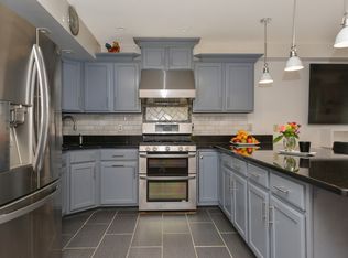 217 Beach 97th St, Far Rockaway, NY 11693