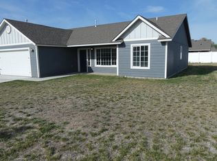 762 Miller Loop, Umatilla, OR 97882