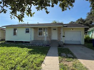 1037 Catalina Pl, Corpus Christi, TX 78411