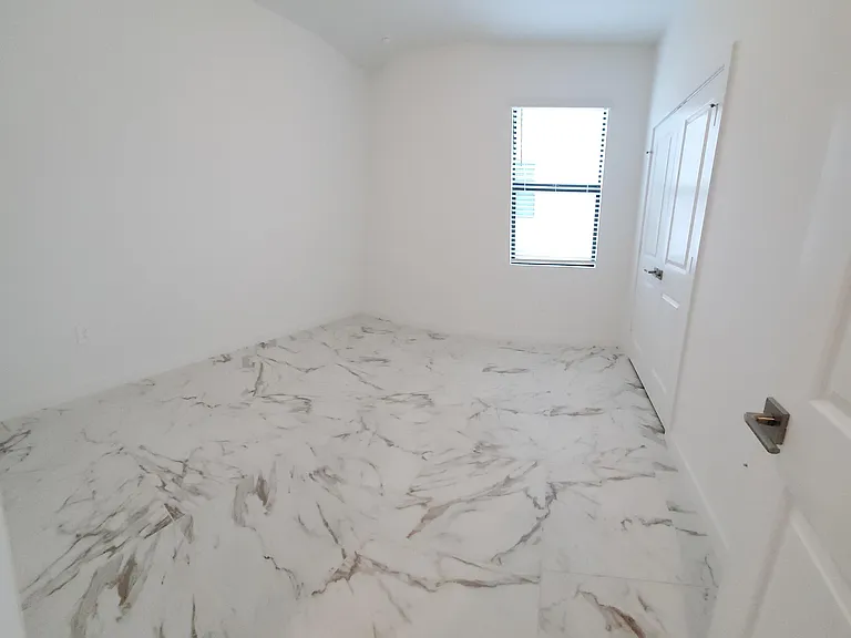1949 NE Ocean Dunes Dr — Photo 10