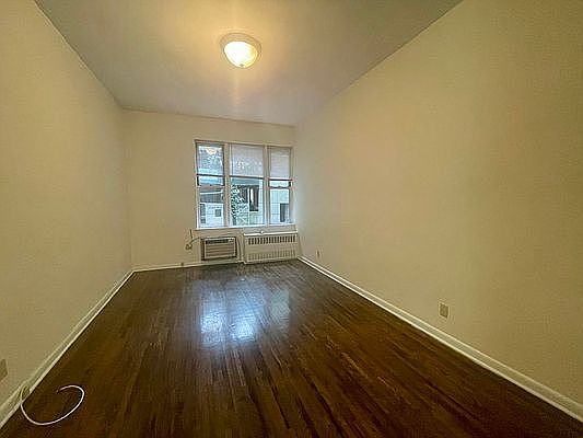 1st image of 25 W 84th St #1CC
