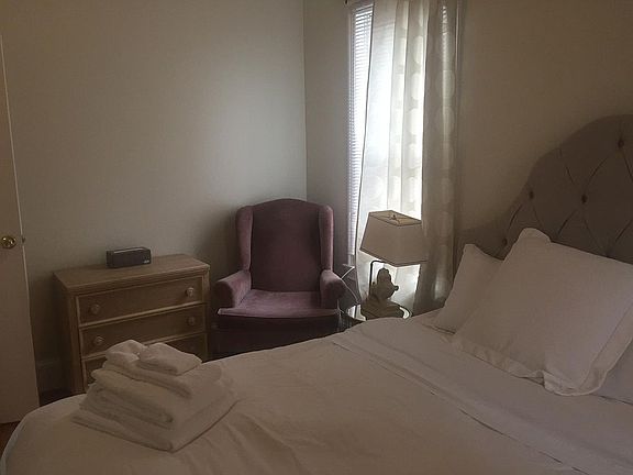 5th image of 117 S Royal St APT 201