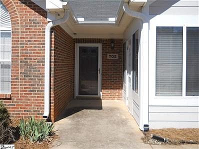 3rd image of 703 Heritage Club Dr