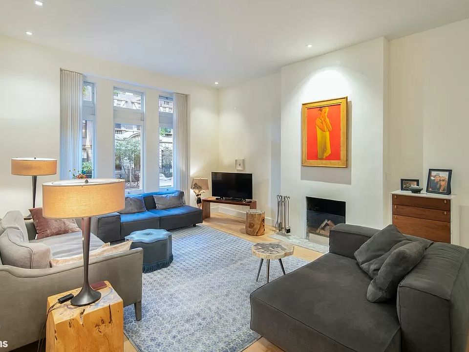 1st image of 50 W 9th St APT 1A