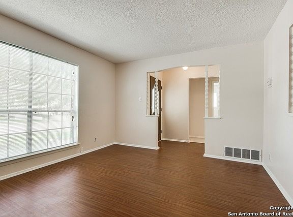 4th image of 13411 Bret Harte St