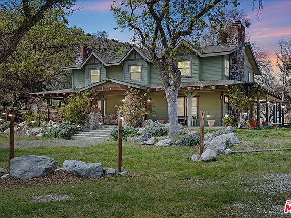 3rd image of 28200 Pine Canyon Rd