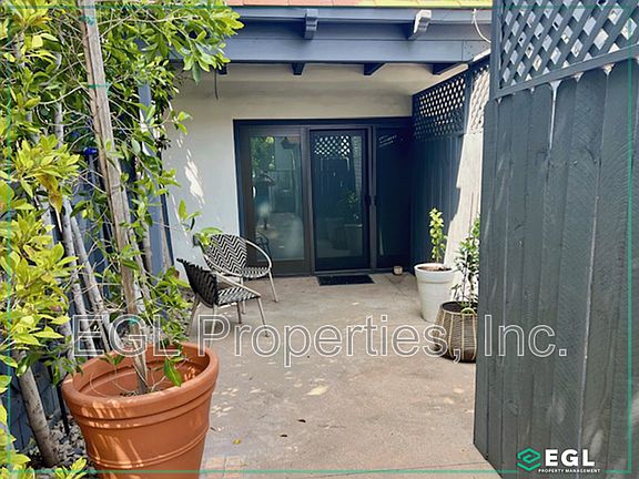 5th image of 6657 Lindenhurst Ave #6657