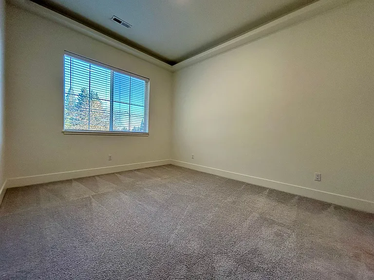 11015 NE 26th St #2 — Photo 12