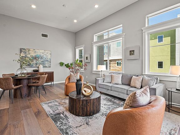 4th image of 193 William Manly St Unit 2