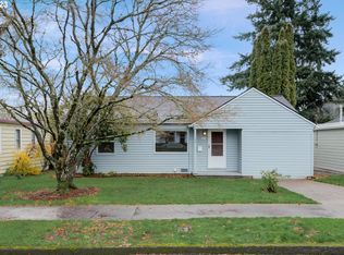 8914 SE Hawthorne Blvd, Portland, OR