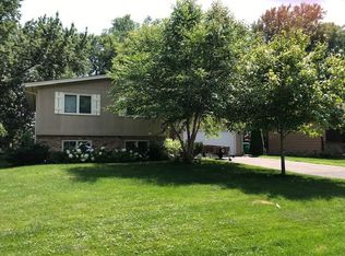 801 73rd Ave N, Brooklyn Center, MN 55444