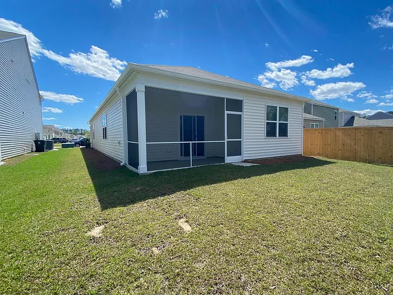 608 Ladywood Dr — Photo 16