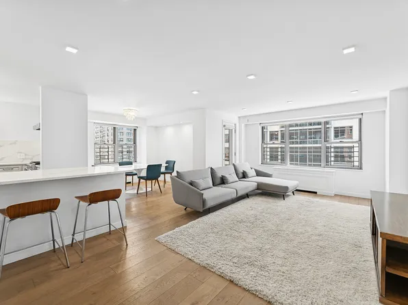 360 East 72nd Street image 1 of 10