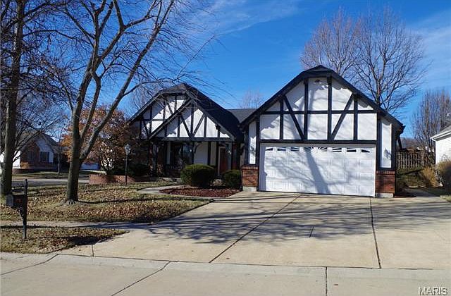 1st image of 59 Fleurie Dr