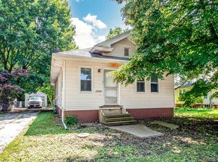 65 Lake St, Galesburg, IL 61401