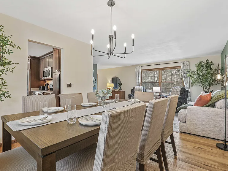 900 Woodview Dr — Photo 34