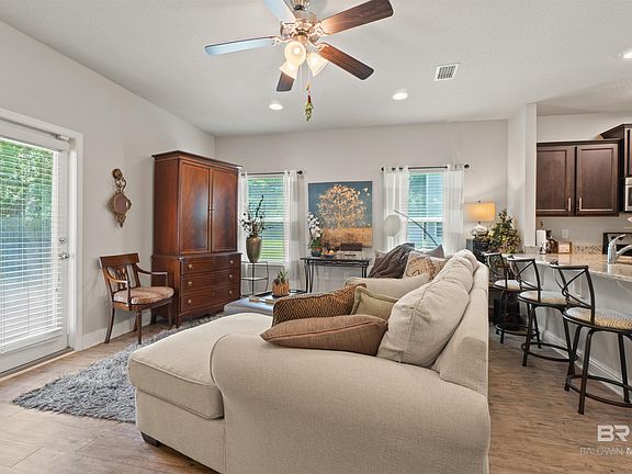 3rd image of 25806 Pollard Rd APT 6