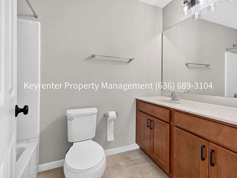 2823 Winding Valley Dr — Photo 15
