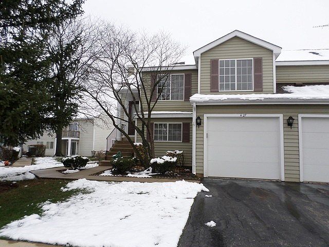 1st image of 427 Drake Cir